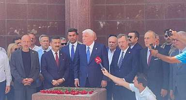 İYİ Parti Genel Başkanı Dervişoğlu, Bursa’da! Celal Bayar’ın mezarına ziyaret