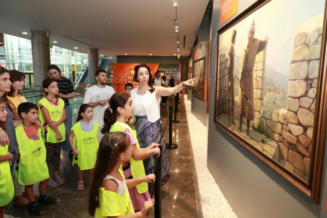 Osmangazi’de Çocuklar ve Aileleri Müzeleri Eğlenerek Keşfediyor