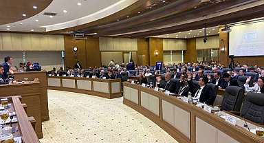 Bursa Büyükşehir Meclisi’nde komisyon tartışması