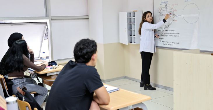 Büyükşehir’in ücretsiz YKS kurslarında eğitimler başladı