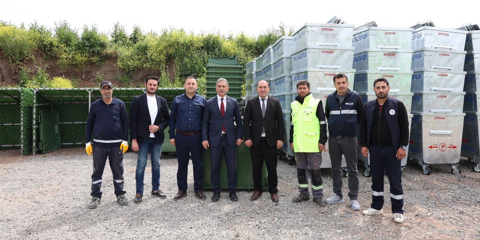 Gemlik’te Çöp Konteynerleri Yenileniyor
