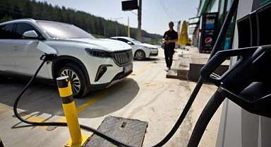 Yollarda elektrik devrimi! Yarım milyona dayandı