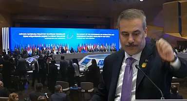 Bakan Fidan dahil birçok kişi salonu terk etti