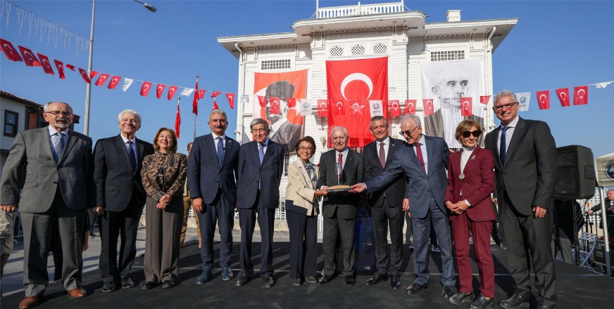 Mudanya, mütarekenin 104. yılında barış için buluştu